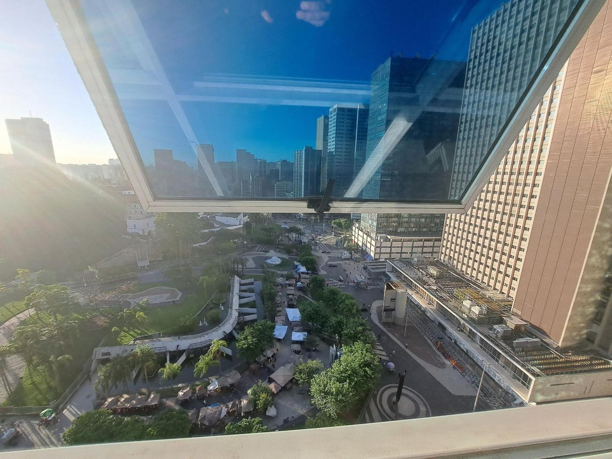 Apartamento Lindo Flat Metro E Vlt Da Carioca Aeroporto Centro Rj *